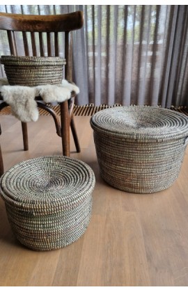 Afrikaanse opbergmand platte deksel zwart uit Senegal