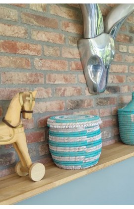Turquoise afrikaans opbergmandje